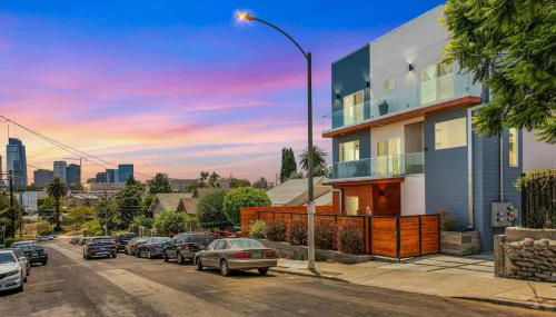 Prestige 5BR Townhome Near LA Hot Spots - Foto 2