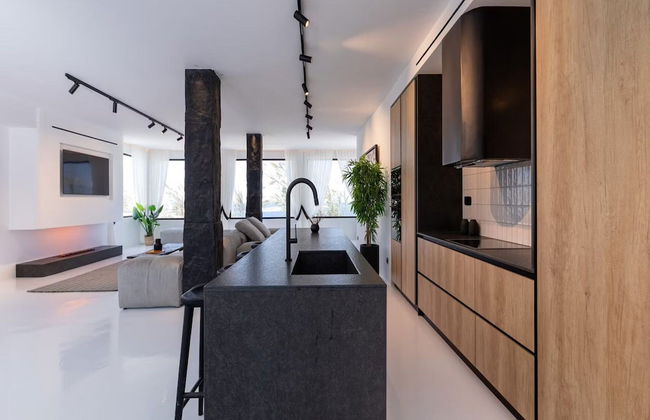 Soothing Holiday Home With Outdoor hot tub - Photo 8