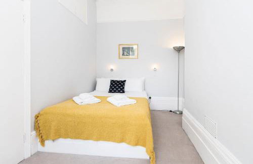 Bright 2 bedroom flat with terrace in Notting Hill - Foto 13