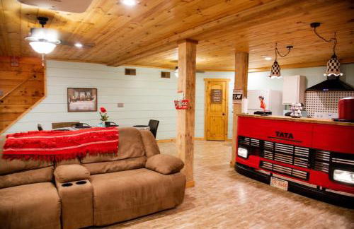 Southern Comfort Retreat with a private hot tub - Foto 6