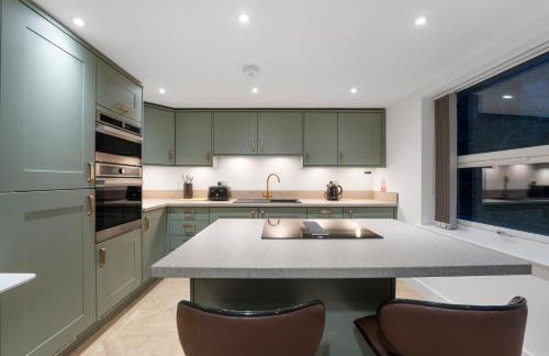 Luxury Huddersfield Apartments & Prime City Centre Location & Opposite Train Station - Foto 2