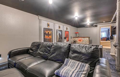 Pet Friendly with Game Room, Hot Tub and Private Dock! - Foto 11