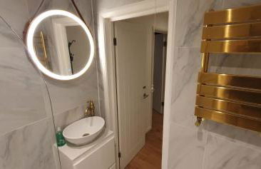 Luxurious Flat 19min from London, 7min to station - Photo 12