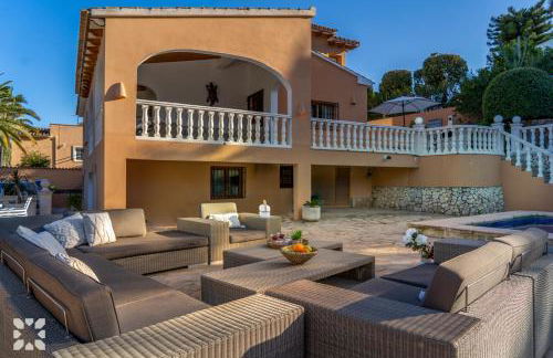 Villa Lovely by Abahana Villas - Photo 4