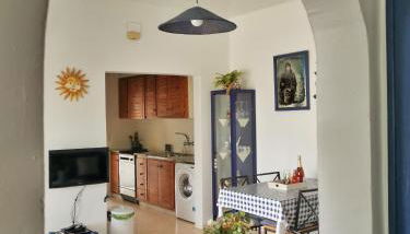 Caseta de pescadors a les cales de Colera, 2ª linea de mar - Foto 4