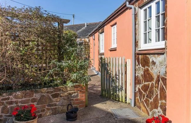 Cheristow Farm Cottages - Photo 47