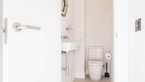 Sevilla Alquila Amplios Apartamentos Duplex en San Bernardo - Foto 3