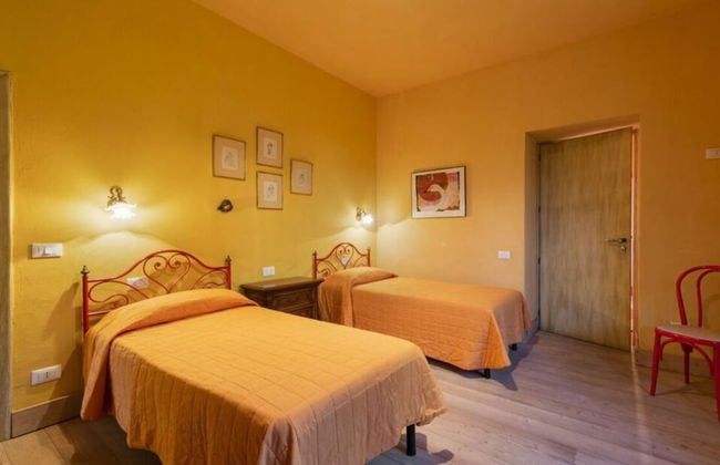 Villa Popiglio Comfortable Holiday Residence - Photo 2