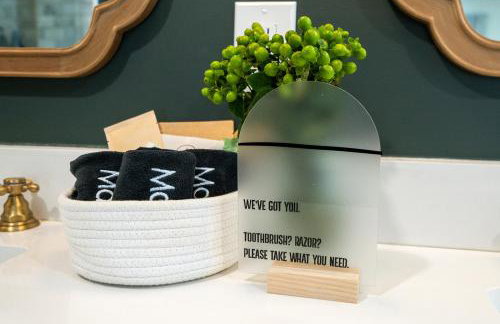 Less than 1mi to Square, SW, EV Plug, Boutique Comfort - Foto 39