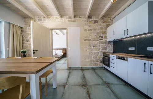 Nafsika Xenia - Odysseus - Foto 38