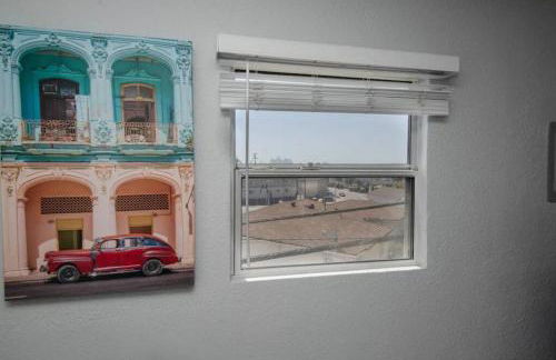 Chic Getaway Cozy Comfortable and Convenient with Two Bedrooms - Foto 2