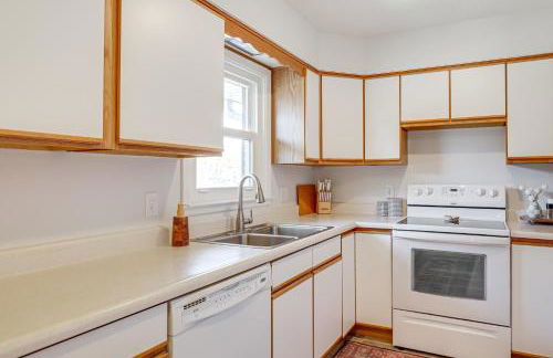 Fox Run Bungalow with Patio and Yard in Lincoln! - Foto 10