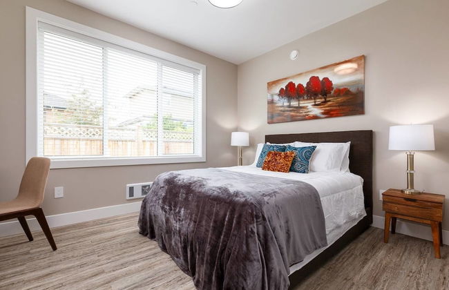 Private and Cozy 2bdr 2BA Home in Kitsilano - Photo 11