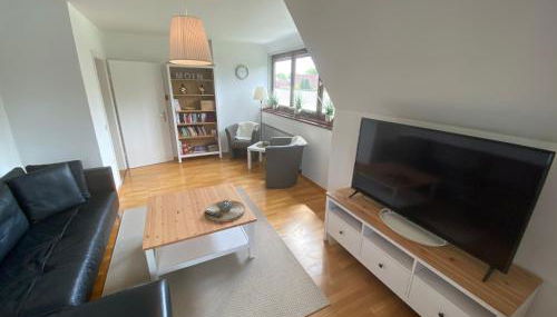 Ferienwohnung mit Balkon und eingezäunten Garten - Foto 3