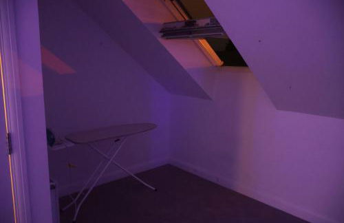 Modern house in City Centre with private parking and gated property - Foto 21