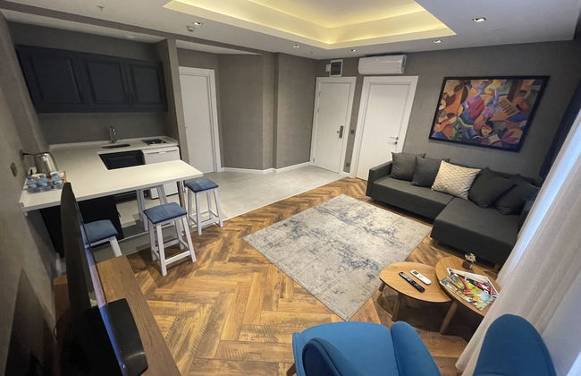 Feri Suites - Photo 60