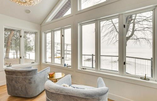 Lake Wisconsin Retreat with Dock Great for Groups! - Foto 9