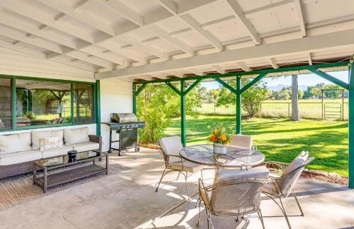 Patio and Mountain Views Farmhouse in Mancos! - Foto 2