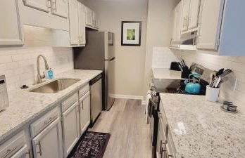 Studio 409 Spring Lake - Fayetteville Near Fort Brag - Accessible 1st Floor with Self Check-in and Premium Wifi - Foto 20