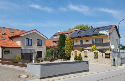 Pension und Ferienwohnungen Lerchl - Foto 8