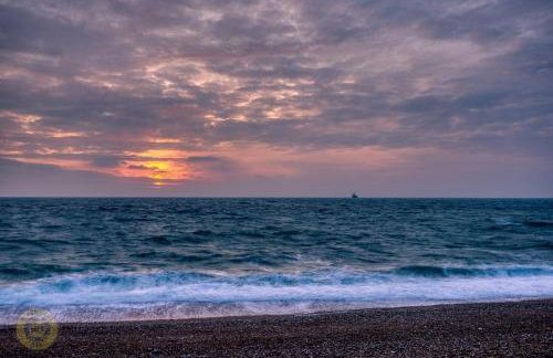 Beachfront Cottage with Sea Views & Coastal Walk - Foto 27