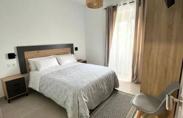 Puente a la Mezquita - Free Parking - Foto 1