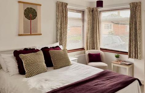 Charming Oxfordshire Bungalow with Parking - Foto 1