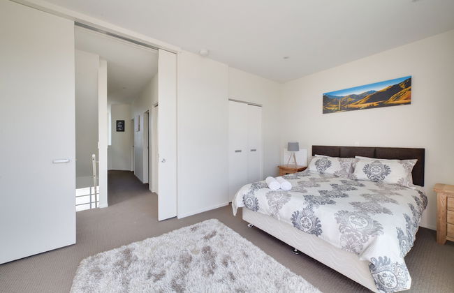 Central Taupo 3 bed Apartment - Photo 2