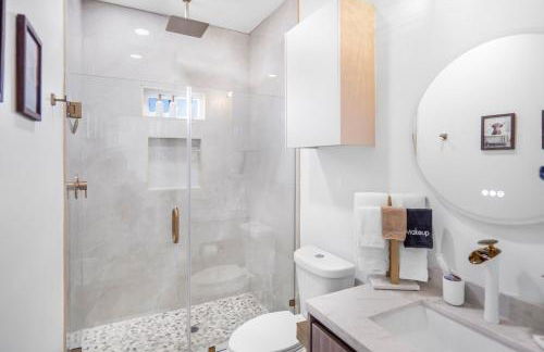 NEW Condo Great Location Mission Tx - Foto 53