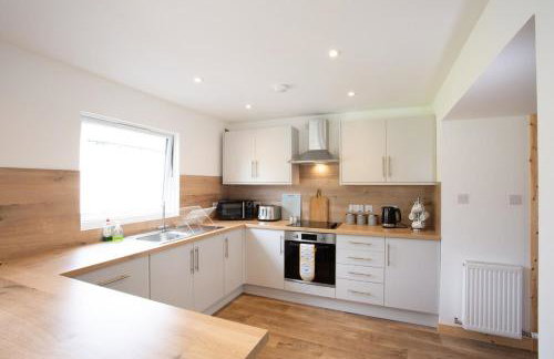 Mike's 3-bedroom Countryside Cottage - Foto 7