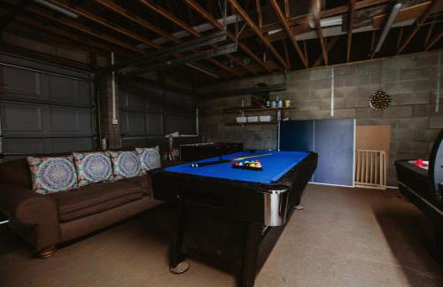 Beautiful 5 bedroom house with hot tub & fire pit - Foto 25