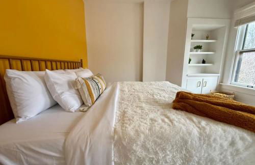 Jungle House Columbus Sleep 12 Downtown Ohio Free Parking - Near Convention Center & Nationwide Arena - 4BR Short North Luxury Home - Over 5,800 Five Star Stays - Foto 21