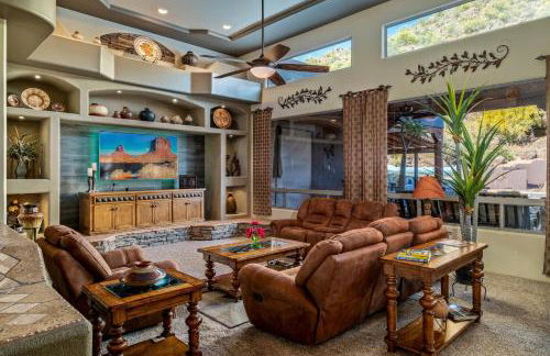 Quail Mountain Desert Resort: Heated Pool, Mt Vews, all BR's King & TV's, Hiking - Photo 6