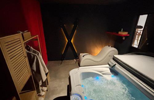 Love Room L Interlude - Photo 14