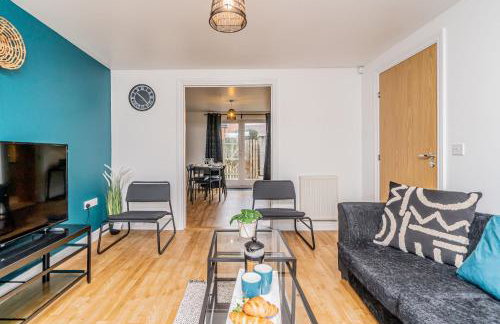 Spacious 5BR House 3 Bathrooms ideal for CONTRACTORS free PARKING - Photo 8