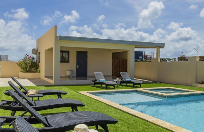 NEW 4br4ba Villa Across of Palmbeach w Pvt Pool - Foto 31