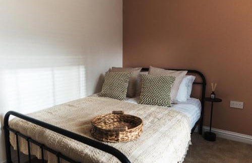 Wych Cottage, Striking 2 Bed, Parking, Ground Floor Flat - Step Free - Foto 18