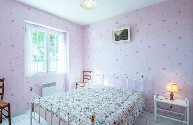 Spacious Holiday Home in Saint-nexans With Terrace - Foto 6