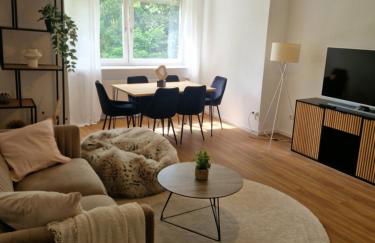 Quiet Family Apartment - 10 min to Center & Oktoberfest - Free Parking - near Nymphenburg Palace & Botanical garden - Photo 6