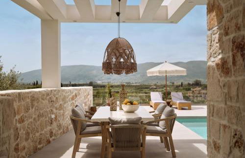 Armela Villa, with Pool & Captivating Views, By ThinkVilla - Foto 5