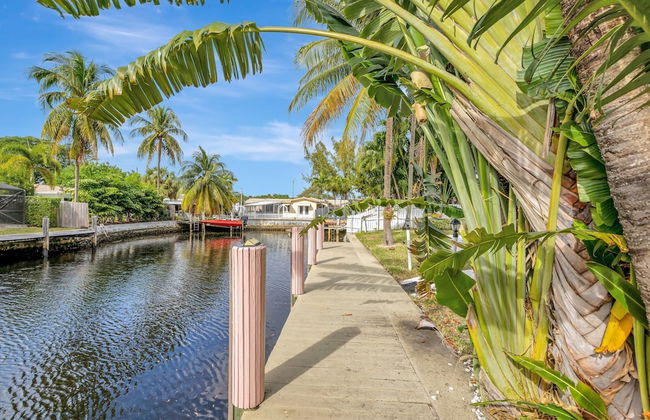 Poolside Paradise Dock & Pool! - Foto 33