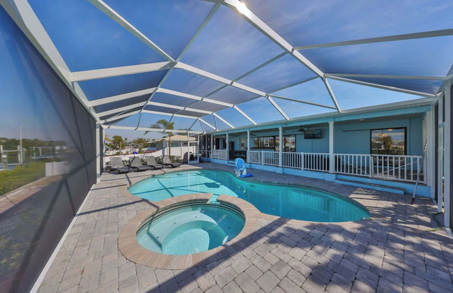 Waterfront Pool House w/ Heated Pool! - Foto 23