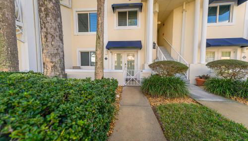 Enchanting 2-Bedroom Ground Floor Beach Condo at Cape Canaveral WiFi & AC - Foto 3