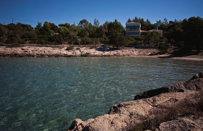 Electra Beachfront Villa - Photo 67