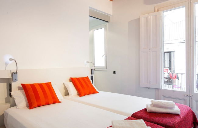 AB Paral·lel Spacious Apartments - Photo 29