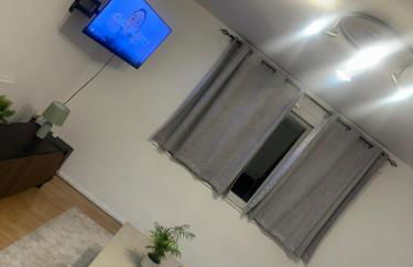 Maya-Ama Cosy 2 Bedroom Flat Near Lakeside Shopping Centre And Grays - Foto 2