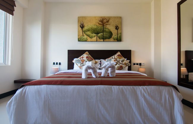 Rococo Residence - Photo 4