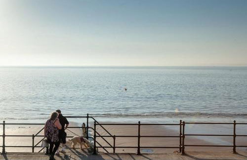 Garden Apartment, 1 Pilots Point - Photo 5