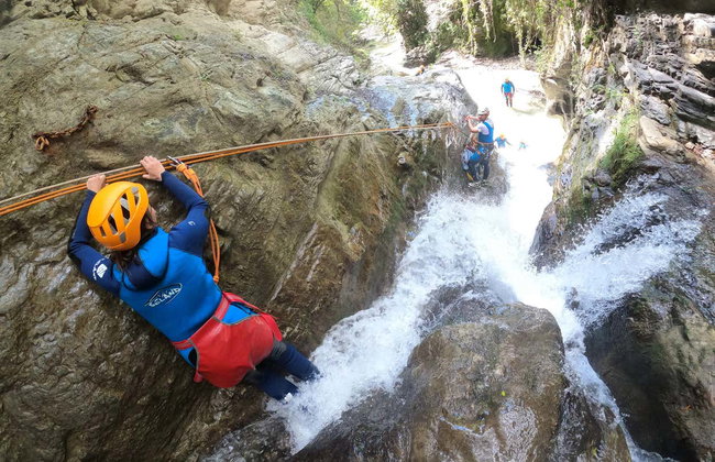 Barranquismo en la Sima del Diablo - Foto 6