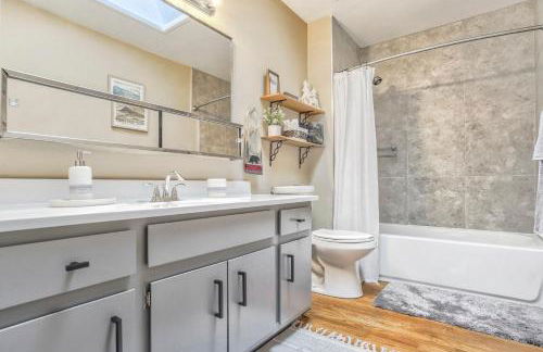 5 minutes to downtown and just minutes to military and hospitals - Foto 26